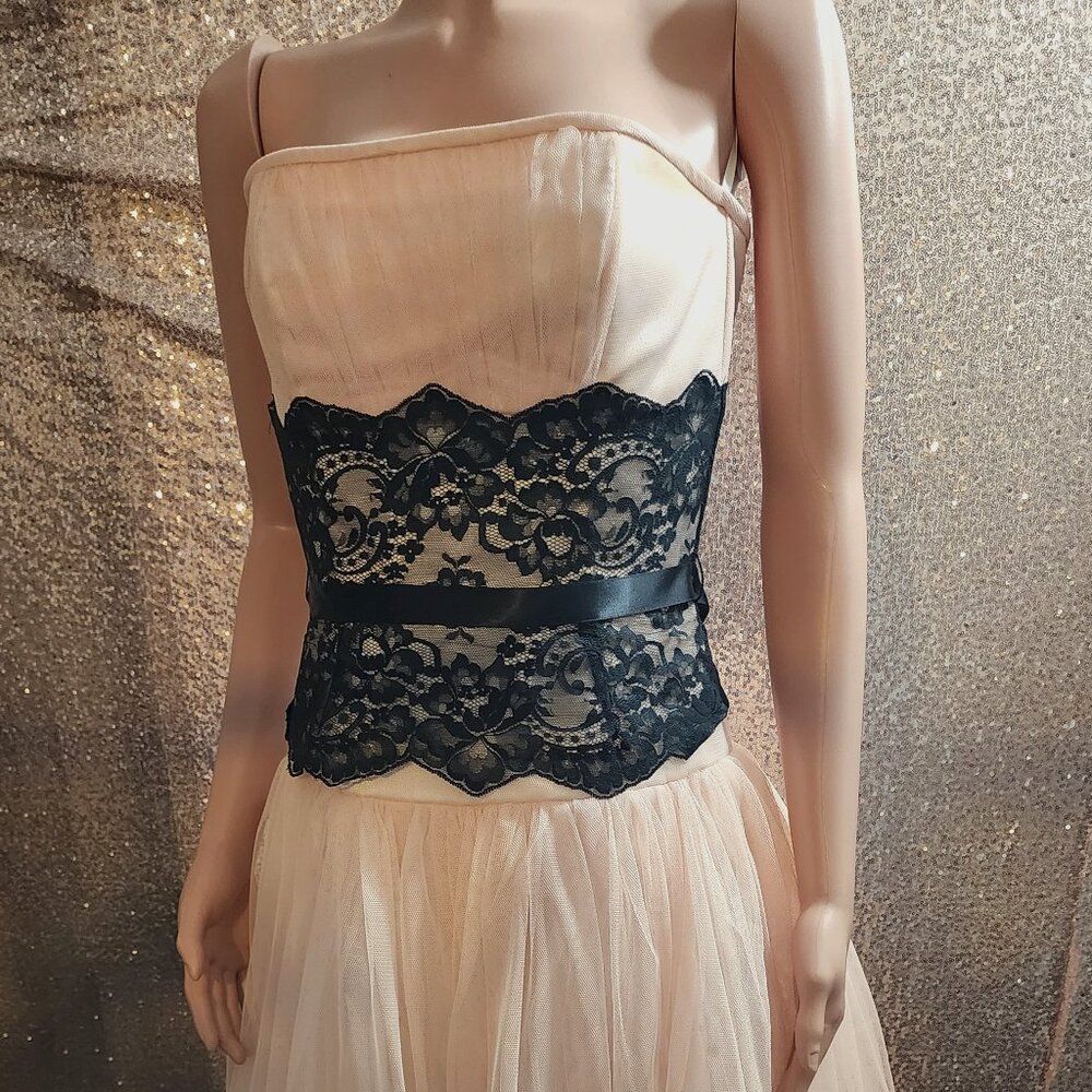 Pink Dress with Lace. Formal: Wedding, Prom, Homecoming.